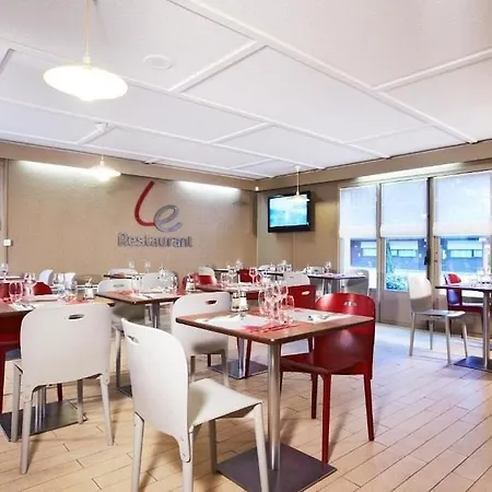 Kyriad Direct Le Havre Est - Отель