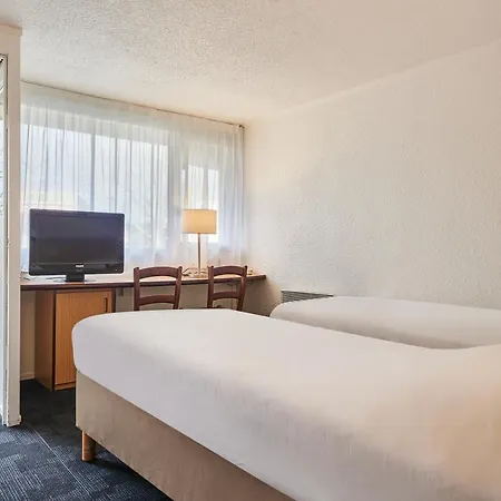 Otel Kyriad Direct Le Havre Est - 2*