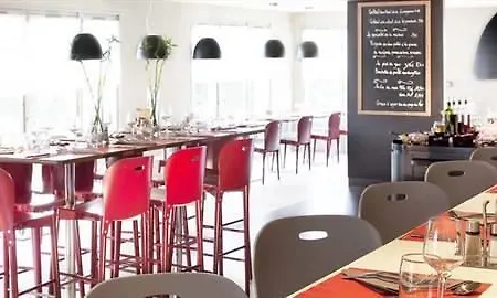 Kyriad Direct Le Havre Est - Otel 2*