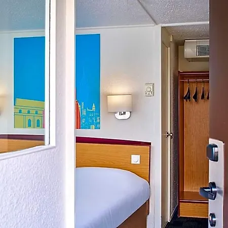 Kyriad Direct Le Havre Est - 2*