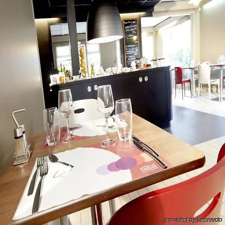 Kyriad Direct Le Havre Est - Otel