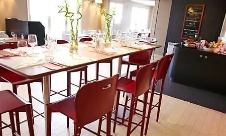 Отель Kyriad Direct Le Havre Est -