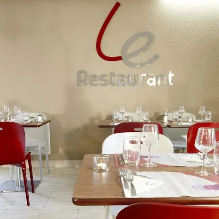 Kyriad Direct Le Havre Est - Otel 2*