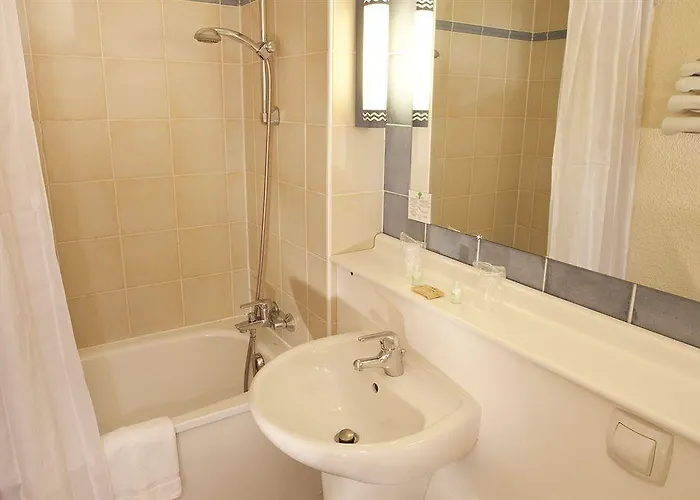 Kyriad Direct Le Havre Est - 2* Gonfreville-l'Orcher