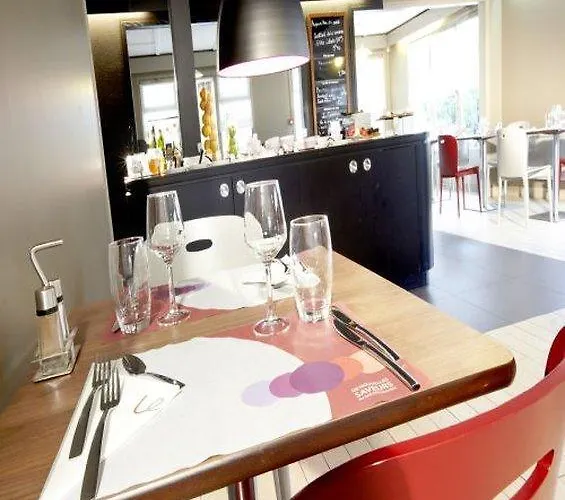 Kyriad Direct Le Havre Est - Hotel