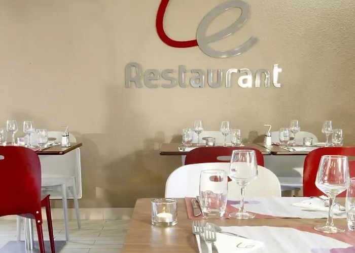 Kyriad Direct Le Havre Est - Hotel 2*